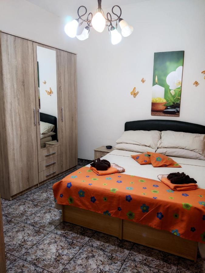 Silia'S Maisonette Marsaskala Bagian luar foto