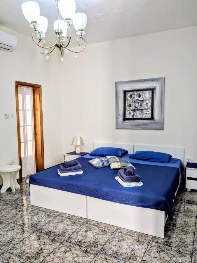 Silia'S Maisonette Marsaskala Bagian luar foto