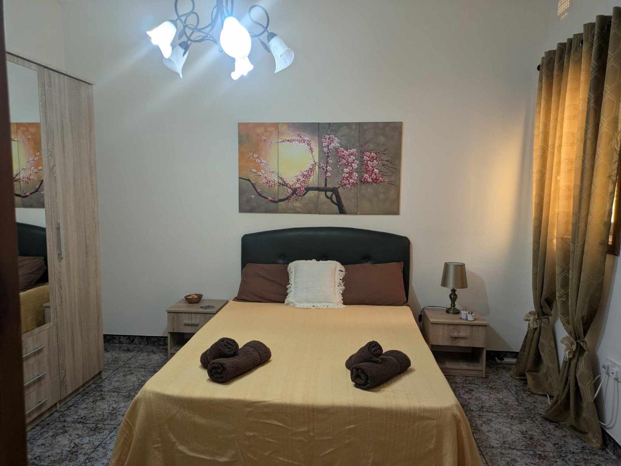 Silia'S Maisonette Marsaskala Bagian luar foto