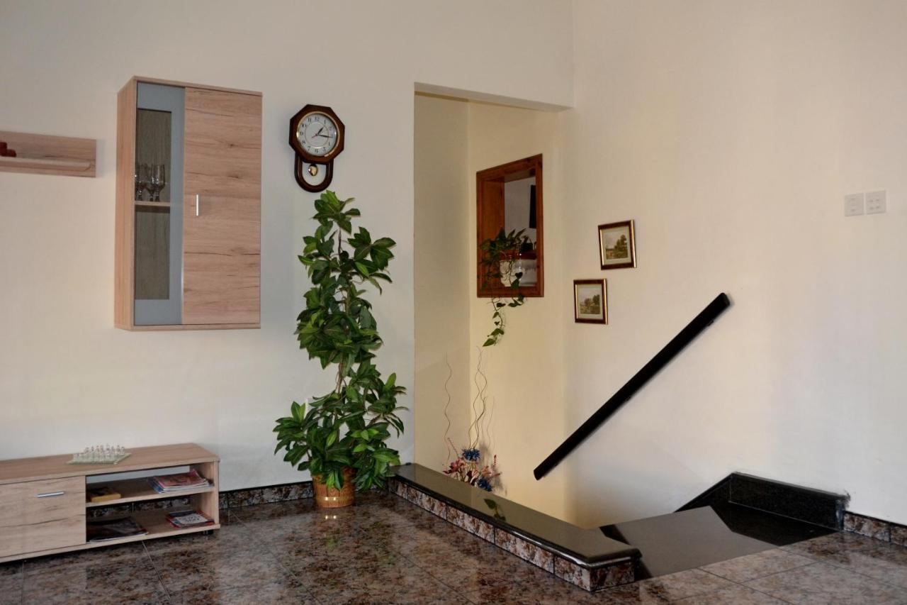 Silia'S Maisonette Marsaskala Bagian luar foto